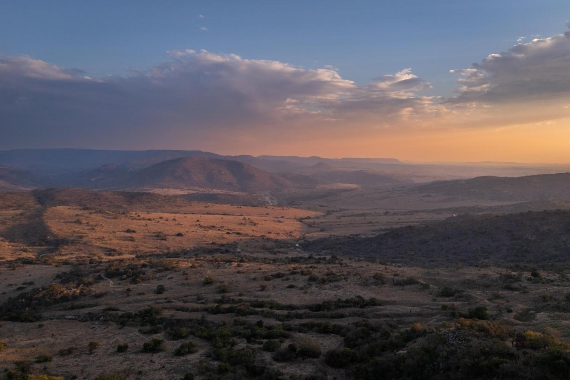 Zulu Rock Lodge - Babanango Game Reserve Ulundi Luaran gambar