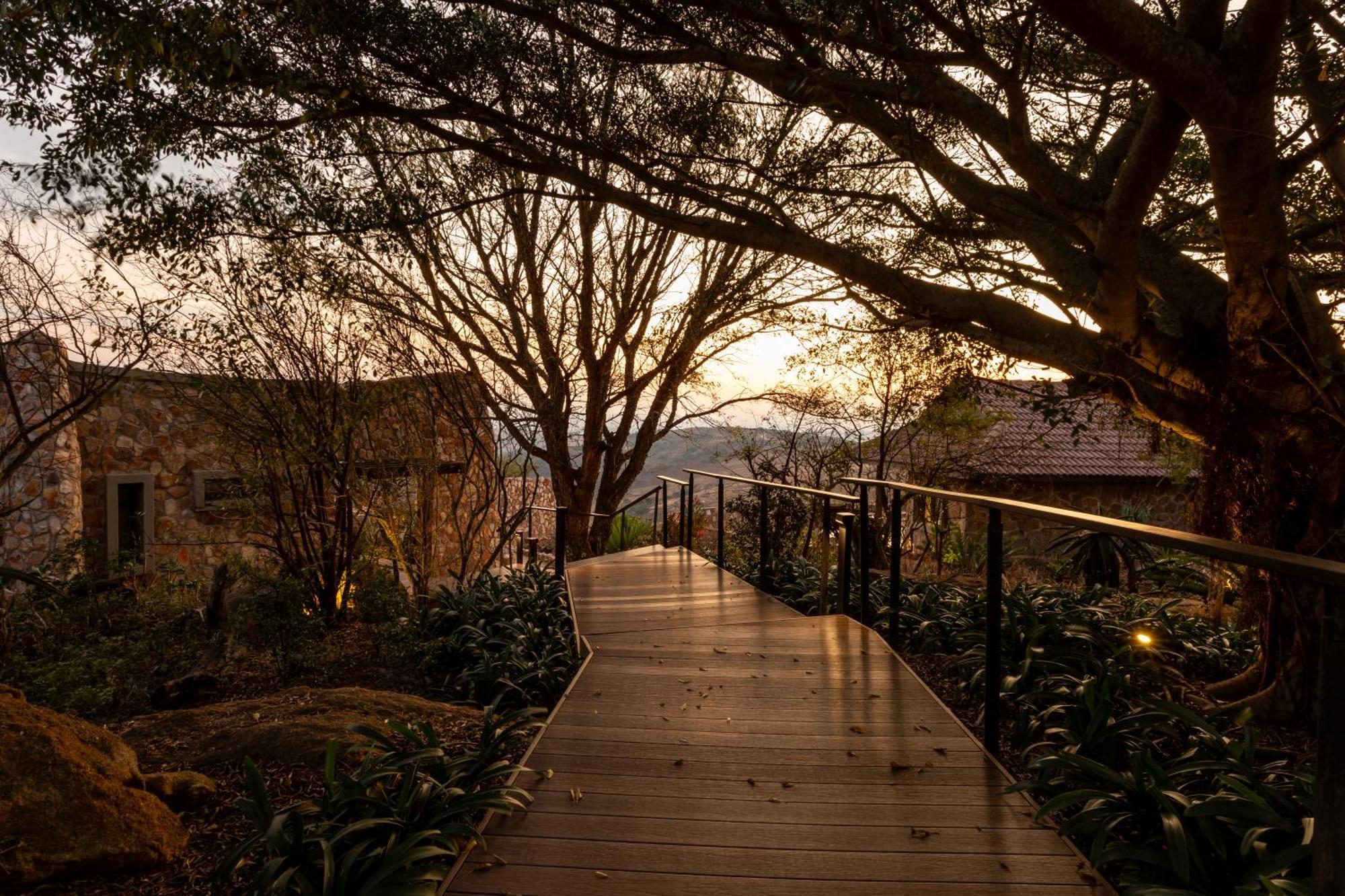 Zulu Rock Lodge - Babanango Game Reserve Ulundi Luaran gambar